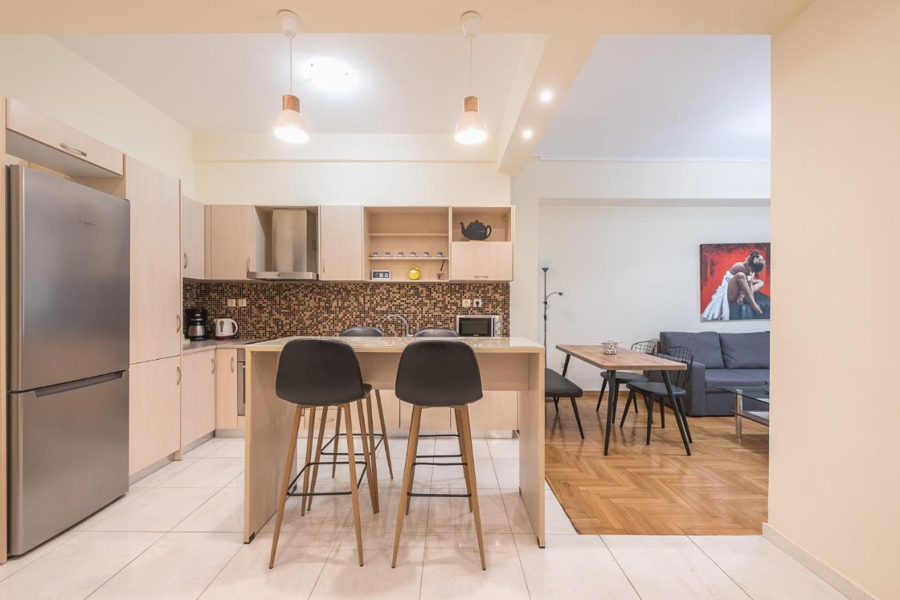 Elegant Home In Quiet Street By Cloudkeys 雅典 外观 照片