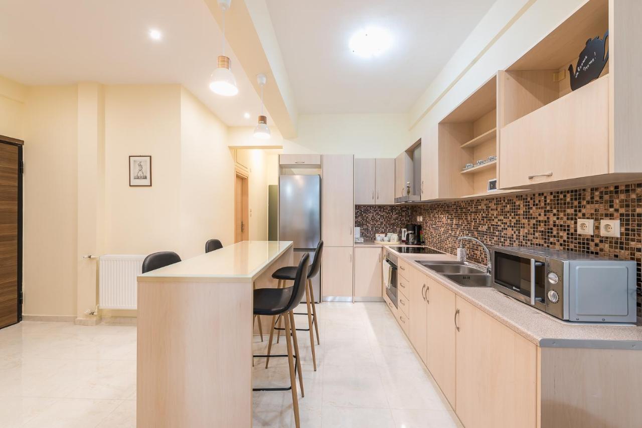 Elegant Home In Quiet Street By Cloudkeys 雅典 外观 照片